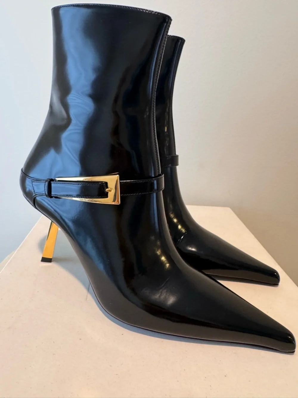 SAINT LAURENT
Hacker Ankle Boot - Picture 2 of 12